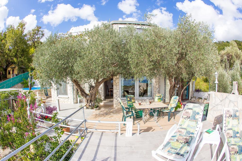 Apartments Mirian Петровац Экстерьер фото